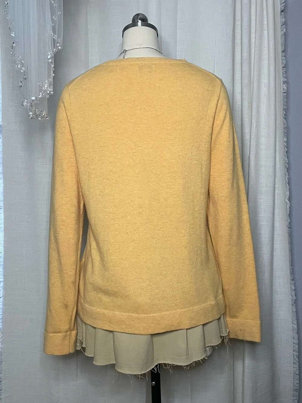 💛J. Crew Teddie - Yellow Crew Neck Sweater Size M